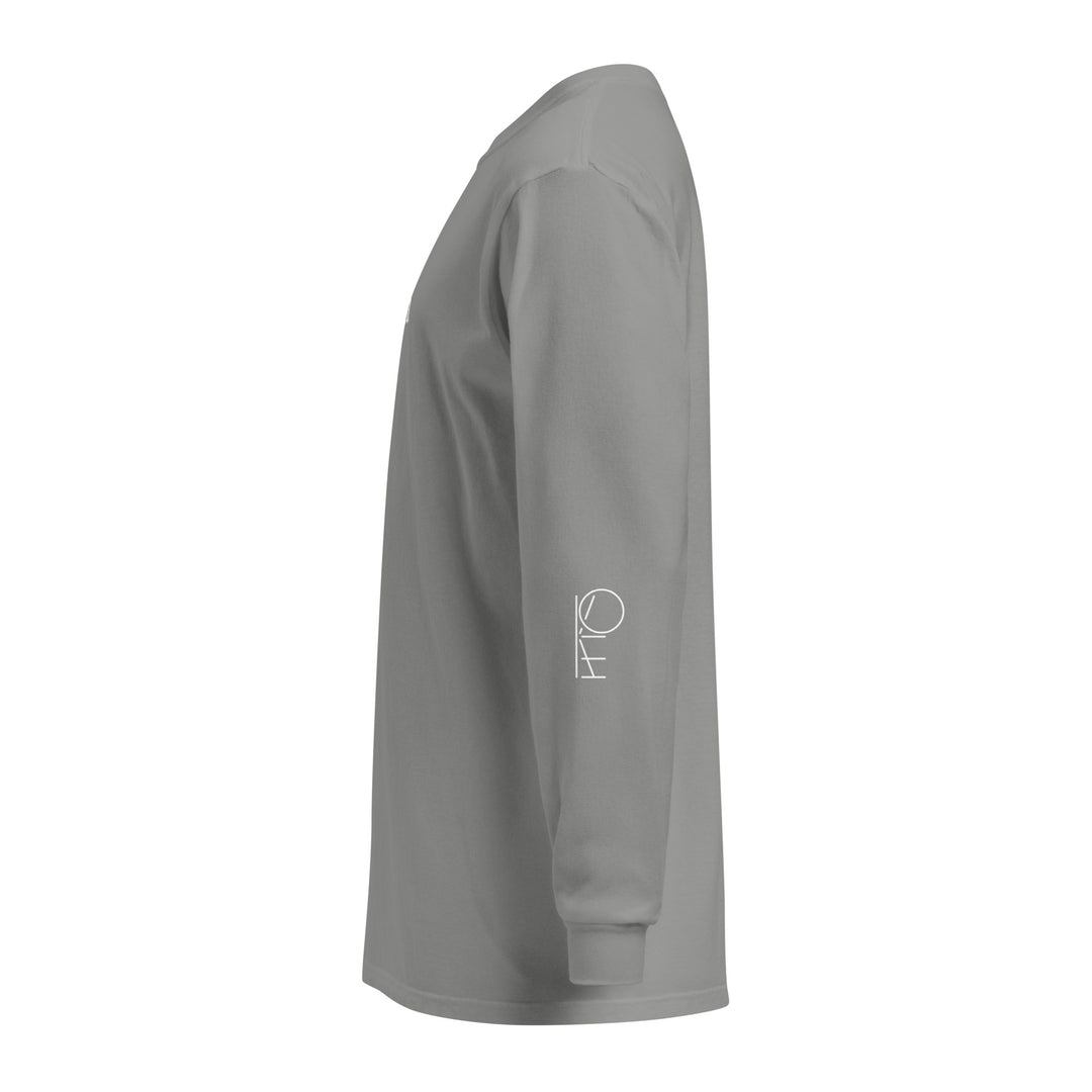 Garment-dyed heavyweight woman long-sleeve shirt