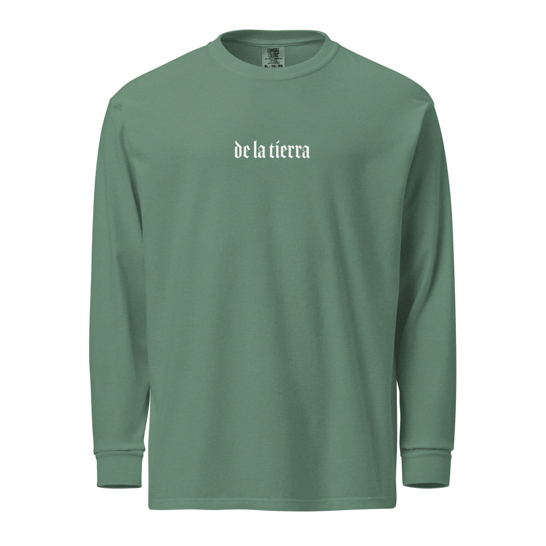 Garment-dyed heavyweight woman long-sleeve shirt