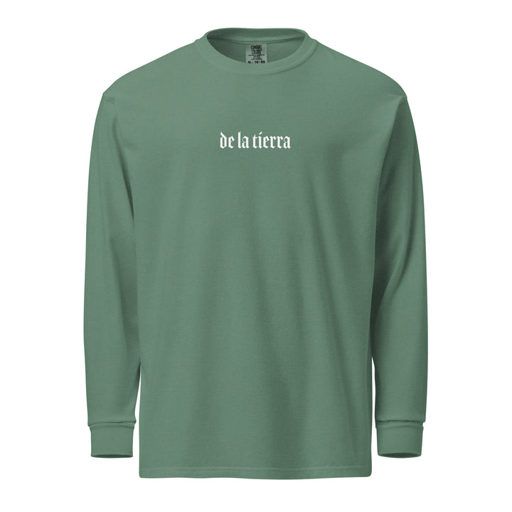 Garment-dyed heavyweight woman long-sleeve shirt