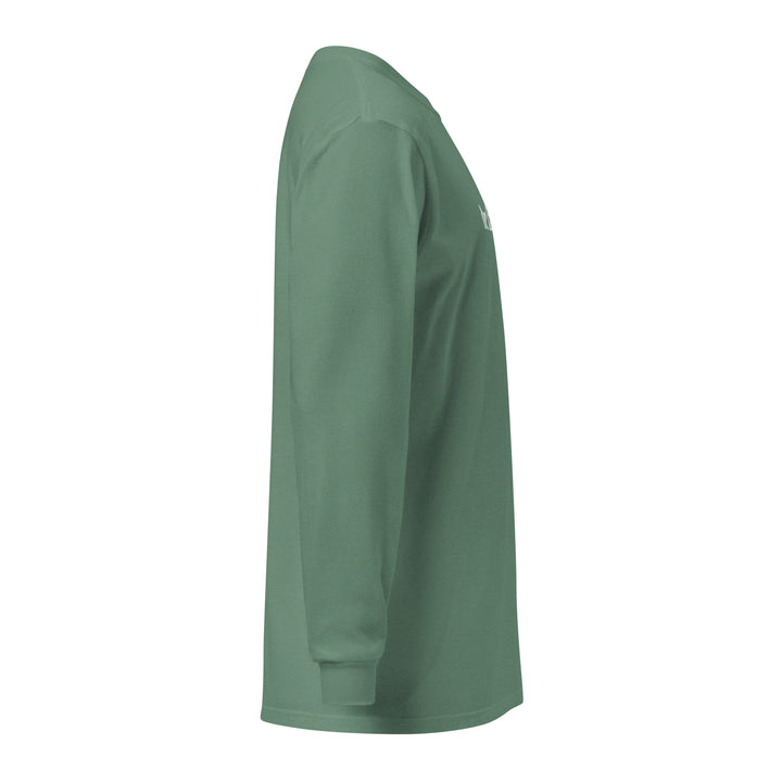 Garment-dyed heavyweight woman long-sleeve shirt