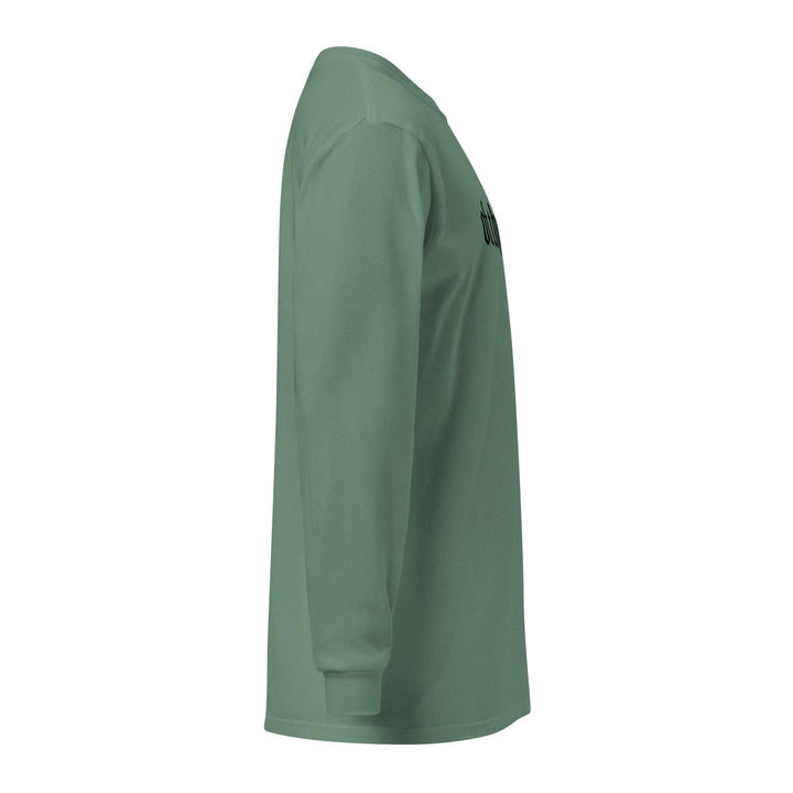 Garment-dyed heavyweight woman long-sleeve shirt